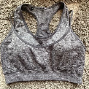 gray gymshark sports bra